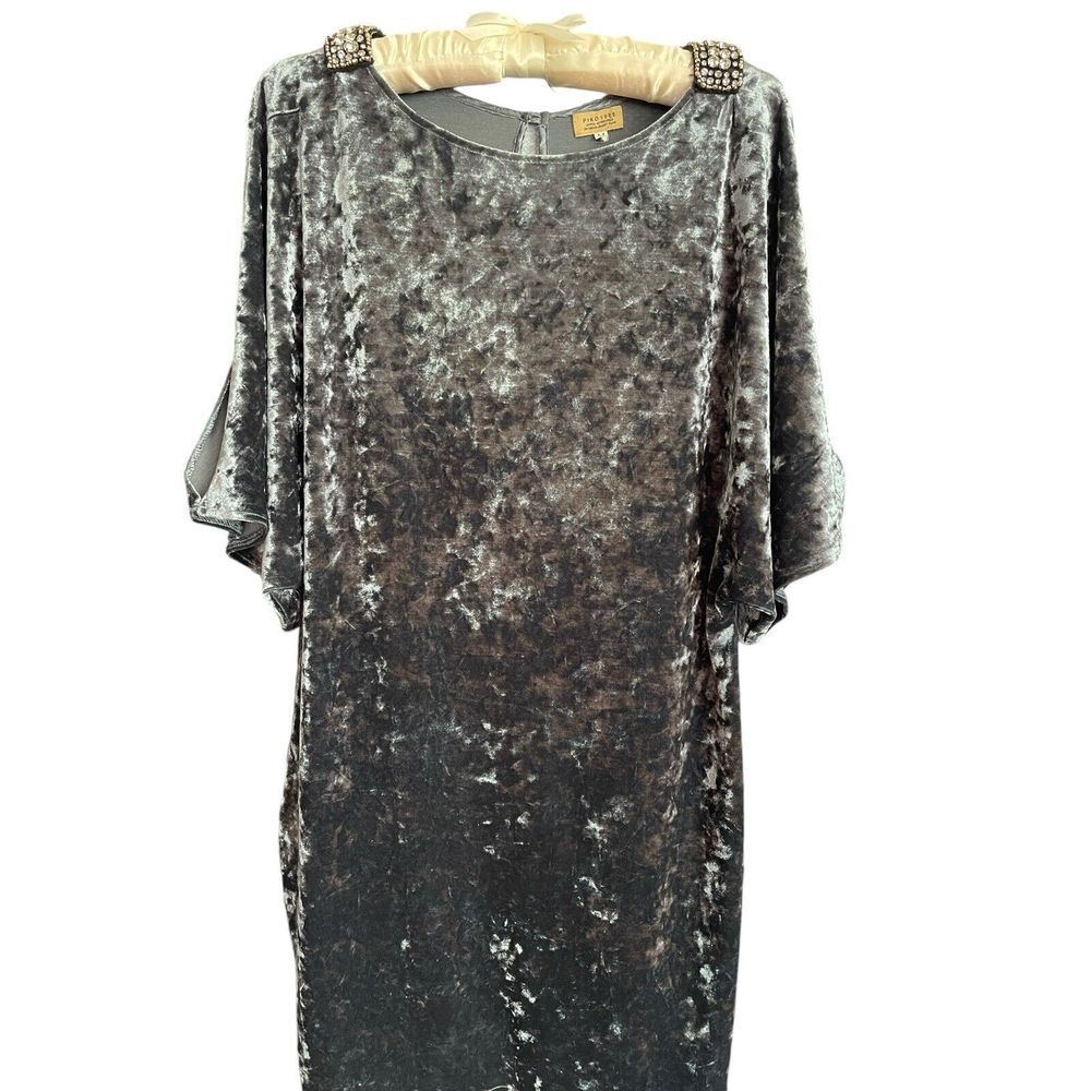 Anthropologie Piko 1988 Velvet Sheath Dress Medium Shiny‎ Steel Blue READ